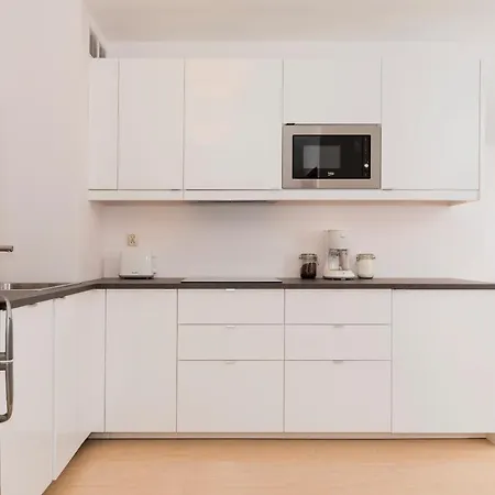 Jantar Center 2 Kolobřeh